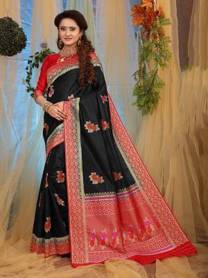 Grab This Beautiful Designer Silk Based Saree Which Gives A Rich Look To Your Personality. This Saree Is Fabricated On Jacquard Silk Paired With Art Silk Fabricated Blouse, Beautified With Weave