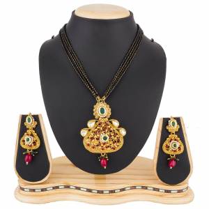 To Give A More Enhanced And Heavy Look, Grab This Heavy Designer?Mangalsutra To Par IT Up With Your Ethnic Wear, Which Can Also Be Pared With Any Colored Attire.