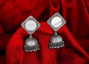 Grab This Pretty Earrings Set In Silver Color To Pair Up With Your?Indo Western Attire. It Is Light In Weight And Can Be Paired With Any Colored Attire. Buy Now