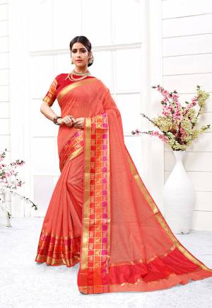 Adorn the Pretty Angelic Look In This Designer Silk Based Saree In Red Color. This Saree And Blouse Are Fabricated On Cotton Silk Beautified With Weave Giving The Saree An Attractive Look.