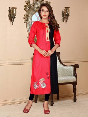 Beight And Appealing Color IS Here With This Readymade Kurti In Dark Pink Color Fabricated On Rayon Beautified With Prints. 