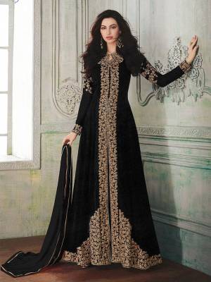 Look beautiful in this Black Colored georgette front slit flair suit with embroidered floral patterns on the Top. Comes with matching Santoon bottom and Chiffon dupatta. Buy Now.