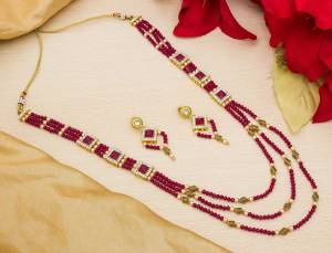 Grab This Very Pretty And Elegant Looking Necklace Set In Vintage Pattern. You Can Pair This Up With Suit, Saree Or Lehenga Any Thing. Also It Is Light In Weight And Easy To Carry Throughout The Gala. Buy Now.