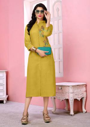 Rich And elegant Looking Readymade Straight Kurti Is Here In Yellow Color Fabricated On Rayon. This Kurti Is Beautified With Thread Work And It Is Light In Weight And easy To Carry All Day Long. 