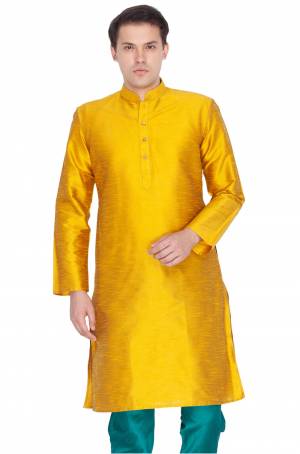 Grab This Amazing Readymade Kurtas For Men Fabricated On Cotton Silk.?This Kurta Is Suitable For Festive Wear Or Any Wedding Functions. It Is Light In Weight and Can Be Paired With Any Kind Of Bottom Like Chudidar, Pyjama Or Even Denims. Its Fabric Is Soft Towards Skin And Avialable In All Sizes. Buy Now.