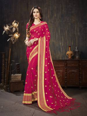 For A Rich And Elegant Look, Grab This Silk Based Designer Saree In Rani Pink Color. This Saree And Blouse are Fabricated On Art Silk Beautified With Weave And Jari Embroidered Butti. Buy This Saree Now.