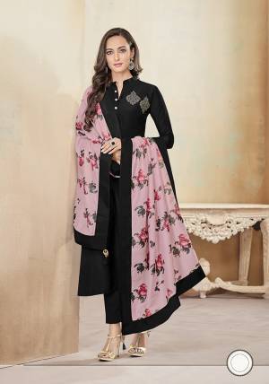 Grab This Designer Straight Suit In Black Color Paired With Pink Colored Printed Dupatta. This Suit Is Cotton Based Which Has Readymade Top With Unstitched Bottom And Muslin Fabricated Digital Printed Dupatta. 