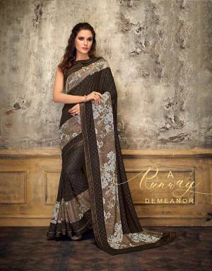 Hold up your runway-like demeanor in high spirits in this copper-brown saree and exude a model-like appeal . Add oxidized jewels to give a boho-touch to your look. 