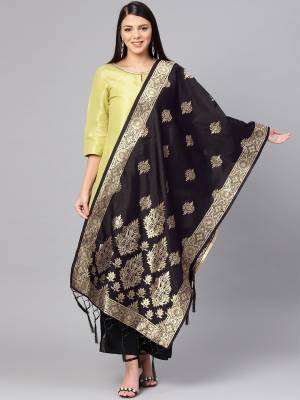 Enhance Your Look of gown and lehenga choli With Latest Trends Of Banarasi Dupatta Beautified With Attractive Weave All Over. You Can Pair This Up With Any Kind Of Ethnic Attire And In Same Or Contrasting Color.