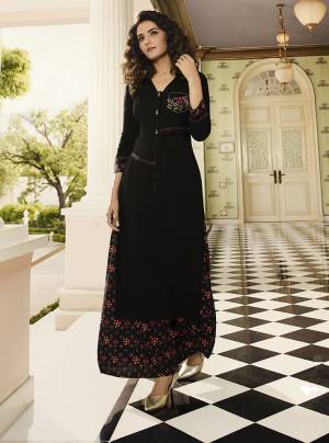 For A Bold And Beautiful Look, Grab This Readymade Designer Pair Of Kurti And Plazzo In Black Color. This Beautiful Kurti And Plazzo Are Fabricated On Rayon Beautified With Prints And Resham Embroidery. 