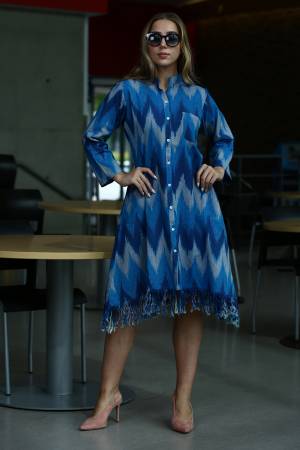 Pretty Cool Readymade Tunic Is Here In Blue Color Fabricated On Khadi Beautified With Prints. This Tunic Is Available In All Regular Sizes And Also It Is Easy To Carry All Day Long. 