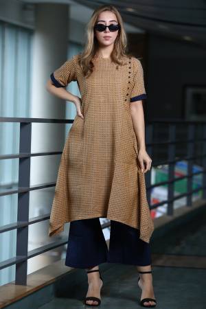 Grab This Readymade Pair Of Kurti With Bottom For Your Casual Or Semi-Casual Wear. This Readymade Kurti Is Fabricated On Organic Cotton Paired With Readymade Bottom Fabricated On Khadi. Buy This Pair Now.