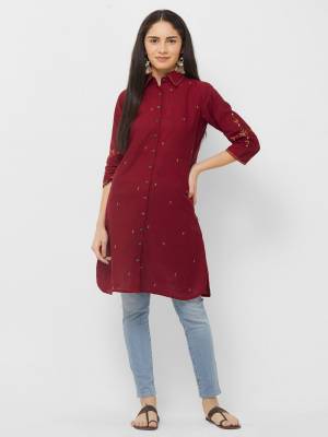 Enhance Your Personality Wearing This Readymade Kurti In Maroon Color Fabricated On Cotton. You Can Pair This Up With Denim, Leggings Or Pants. 
