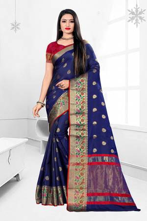 For A Proper Traditional Look With Traditional Color Pallete, Grab?This Designer Saree In Navy Blue Color. This Saree Is Fabricated On Banarasi Art Silk Beautified With Weave Paired With art Silk Fabricated Blouse.