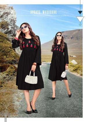 Here Is A Beautiful Readymade Kurti In Black Color Fabricated On Rayon. This Kurti Has Minimal Thread Work Over The Yoke. It Is Light Weight And Easy To Carry All Day Long. 