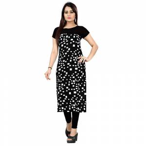 Add Some Casuals With This Readymade Printed Kurti. This Pretty Kurti Is Fabricated on Crepe And Available In All Regular Sizes. Its Fabric Is Soft Towards Skin And Esnures Superb Comfort All Day Long.
