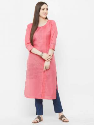 Rich Looking Designer Readymade Kurti Is Here In Pink Color. This elegant kurti Is Cotton Based Which Gives A Rich Look To Your Personality. 