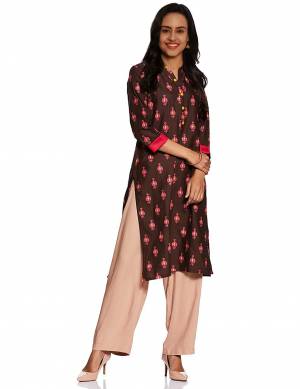 For Your Casual Wear, Grab This Pretty Floral Printed Readymade Kurti In Brown Color Fabricated On Cotton Flex. It Is Light Weight, Soft Towards Skin And Easy To Carry All Day Long. 