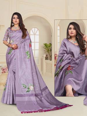 Here Is A Very Pretty Digital Printed Saree In Light Purple Color. This Beautiful Saree And Blouse Are Fabricated On Art Silk Beautified With Floral Prints. This Saree Is Light Weight And Easy To Carry All Day Long.