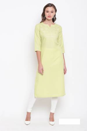Here Is A Pretty Elegant Looking Readymade Straight Kurti Is Here In Pastel Green Color Fabricated On Cotton. This Pretty Kurti IS Suitable For Your Casual Or Semi-Casual Wear. 
