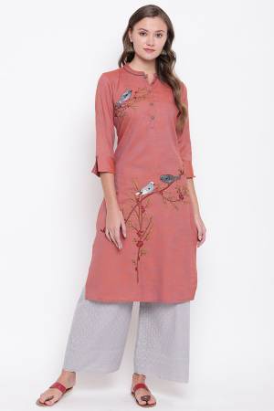 Here Is A Pretty Elegant Looking Readymade Straight Kurti Is Here In Old Rose Pink Color Fabricated On Rayon. This Pretty Kurti IS Suitable For Your Casual Or Semi-Casual Wear. 