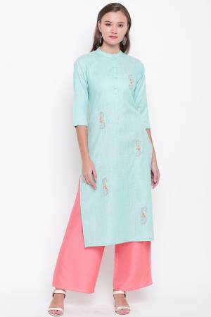 Here Is A Pretty Elegant Looking Readymade Straight Kurti Is Here In Sky Blue Color Fabricated On Cotton. This Pretty Kurti IS Suitable For Your Casual Or Semi-Casual Wear. 