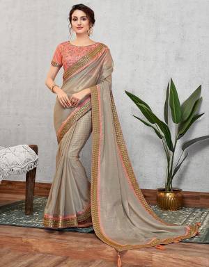 Promoting the idea of simple, delicate and finespun details , this saree is all about minimalistic magnificence. Pair it with your favourite chandbalis and look divine. 