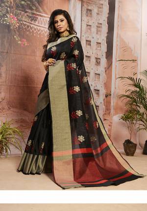Flaunt Your Rich And Elegant Taste Wearing This Pretty Simple Saree In Black Color. This Saree Pretty Saree Is Cotton Based Beautified With Thread Work. It Is Light In Weight And Easy To Carry All Day Long. Buy Now.. 
