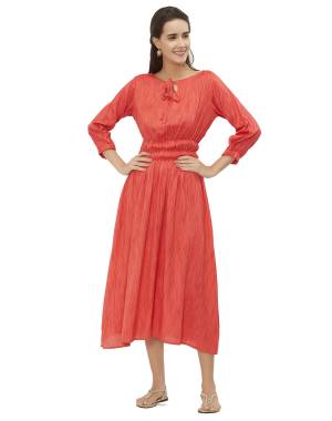 For Your Semi-Casuals, Grab This Readymade Pretty Kurti In Red Color Fabricated On Flax Rayon. The Pretty Color and Rich Fabric Will Give An Elegant Look To Your Personality. 