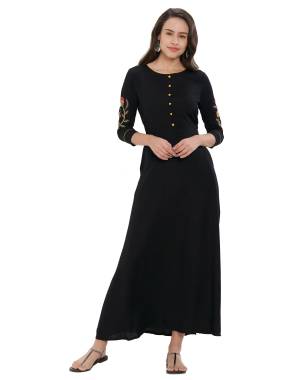 For Your Casual Or Semi-Casual Wear, Grab This Readymade Long Kurti In Black Color Fabricated On Rayon. 