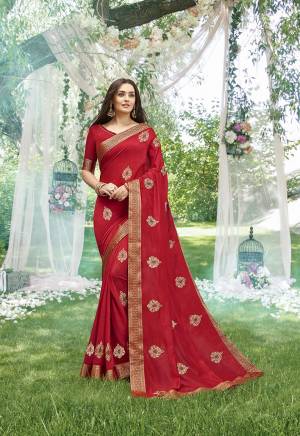 Look Pretty In This Designer Elegant Looking Ssaree In Red Color. This Saree Is Fabricated On Soft Art Silk Beautified With Detailed Jari Embroidery With Stone Work Paired With Art Silk Fabricated Blouse. 