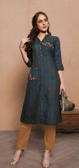 Enhance Your Personality Wearing This Readymade Straight Kurti In Navy Blue Color. This Pretty Kurti Is Fabricated On Cotton Handloom Beautified With Resham Embroidery. It Can Be Paired With Leggings, Pants Or Plazzo. 