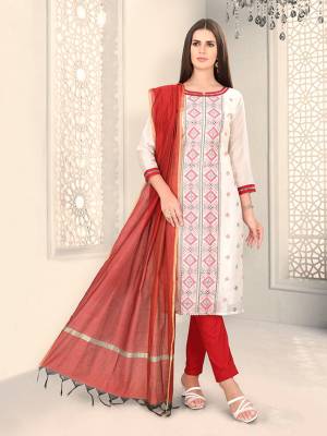 Add This Lovely Rich And Elegant Looking Chanderi Silk Based Designer Straight Suit To Your Wardrobe In White Color. Its Rich Fabric And Unique Color Pallete Will Definitely Earn You Lots Of Compliments From Onlookers. 