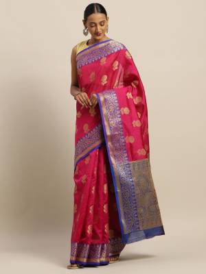 Celebrate This Festive Season With Beauty And Comfort Wearing This Designer Saree In Dark Pink Color Paired with Contrasting Navy Blue Colored Blouse. This Saree and Blouse Are Fabricated On Cotton Handloom Which Gives A Rich Look To Your Personality