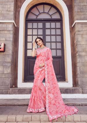 Here Is A Pretty Printed Saree In Light Pink Color. This Saree Is Fabricated On Cotton Silk Paired With Art Silk Fabricated Blouse. It Is Light In Weight And Easy To Carry All Day Long. 