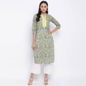 Grab This Readymade Kurti In Sky Blue and Multi Color For Your Casual Or Semi-Casual Which Is Fabricated On Cotton. This Kurti Is Light In Weight And Also Its Fabric Ensures Superb And Its Easy To Care For. 