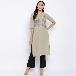Grab This Readymade Kurti In Grey Color For Your Casual Or Semi-Casual Which Is Fabricated On Cotton Slub. This Kurti Is Light In Weight And Also Its Fabric Ensures Superb And Its Easy To Care For. 