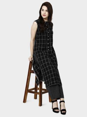 Simple and Elegant Looking Readymade Pair Of Kurti And Plazzo Is Here In Black Color, This Pretty Pair Is Fabricated On Cotton Beautified With Prints, Also It Is Available In All Regular Sizes. 