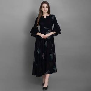 Rich And Elegant Looking Readymade Kurti Is Here In Navy Blue Color Fabricated On Rayon. Its Fabric Is Soft Towards Skin And Easy To Carry All Day Long. 