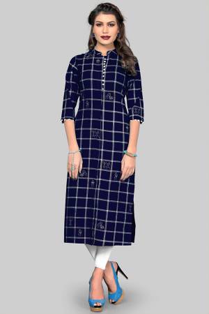 Grab This Readymade Kurti In Navy Blue  Color For Your Casual Or Semi-Casual Which Is Fabricated On Cotton. This Kurti Is Light In Weight And Also Its Fabric Ensures Superb And Its Easy To Care For.