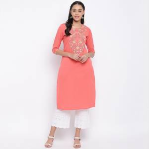 Grab This Readymade Kurti In Peach Color For Your Casual Or Semi-Casual Which Is Fabricated On Cotton. This Kurti Is Light In Weight And Also Its Fabric Ensures Superb And Its Easy To Care For.