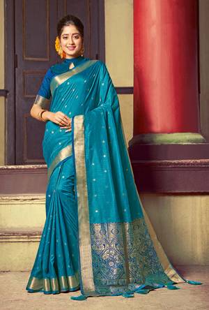 Simple And Elegant Looking Silk Based Saree Is Here In Blue Color Paired With Blue Colored Blouse. This saree And Blouse Are Fabricated On Handloom Silk Beautified With Weave. Buy Now.