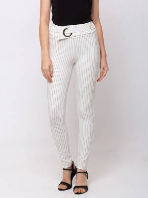 For An Utmost Comfort, Grab This Readymade Jeggings Fabricated On Stretchable Lycra. This Jeggings Pant Can Be Paired with Top, Shirt, Crop Top Or Kurti. Also It Is Available In All Regular Size. The Strech and Quality Of The Fabric Gives An Elegant Look With Great Comfort. 