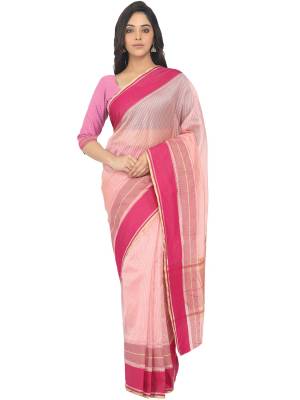 Look Pretty Wearing This Lovely Designer Saree