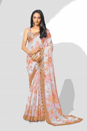 Look Pretty Wearing This Lovely Designer Saree