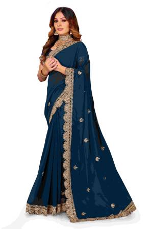 Look Pretty Wearing This Lovely Designer Saree