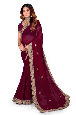 Look Pretty Wearing This Lovely Designer Saree