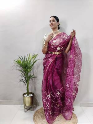 Look Pretty Wearing This Lovely Designer Ready To Wear Saree