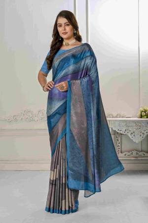 Look Pretty Wearing This Lovely Designer Saree