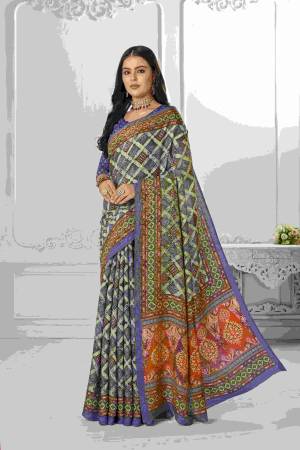 Look Pretty Wearing This Lovely Designer Saree